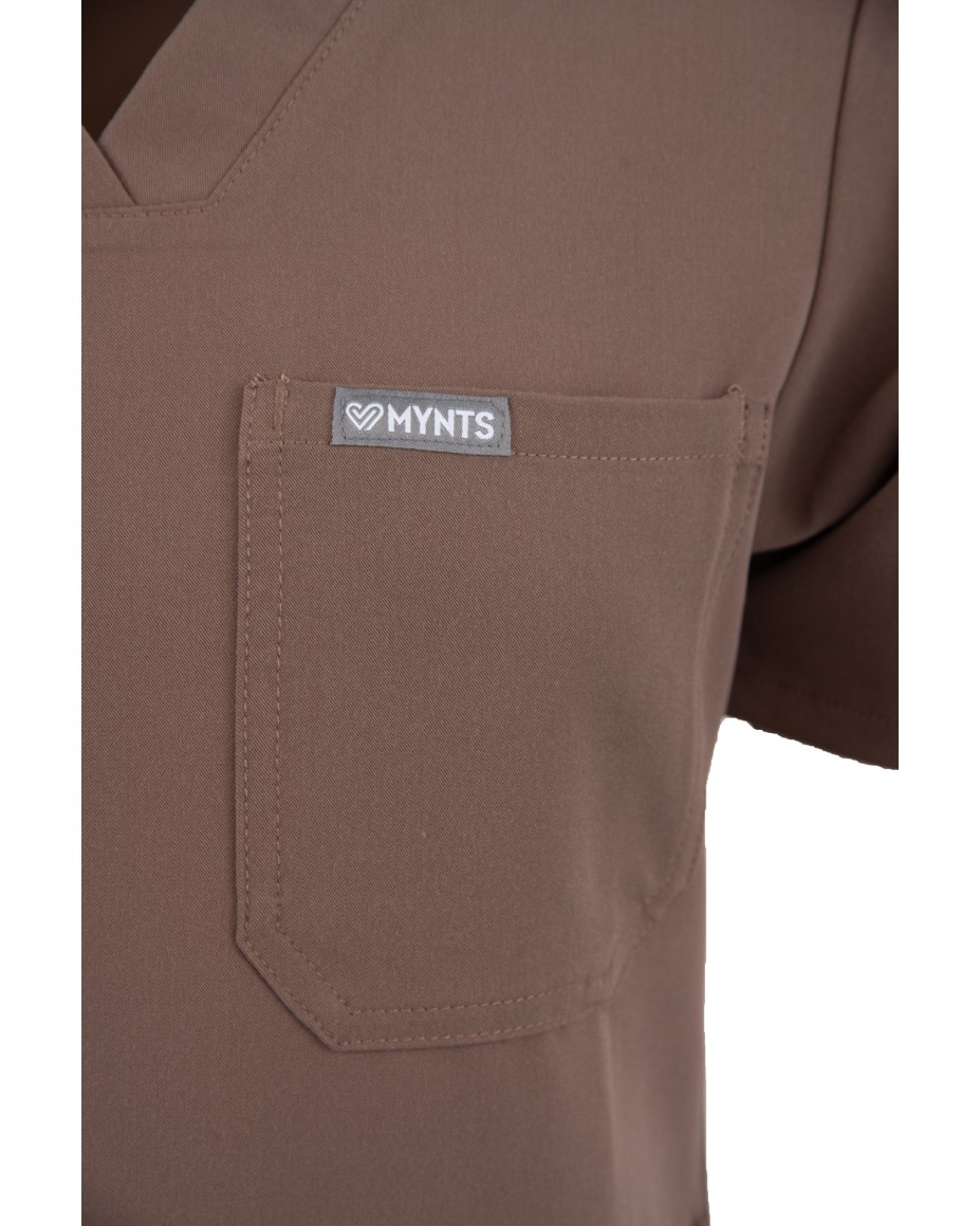 kopia MYNTS V-Neck Pocket Genius – Scrub Top Women WMT001 Sahara Mokka - MYNTS